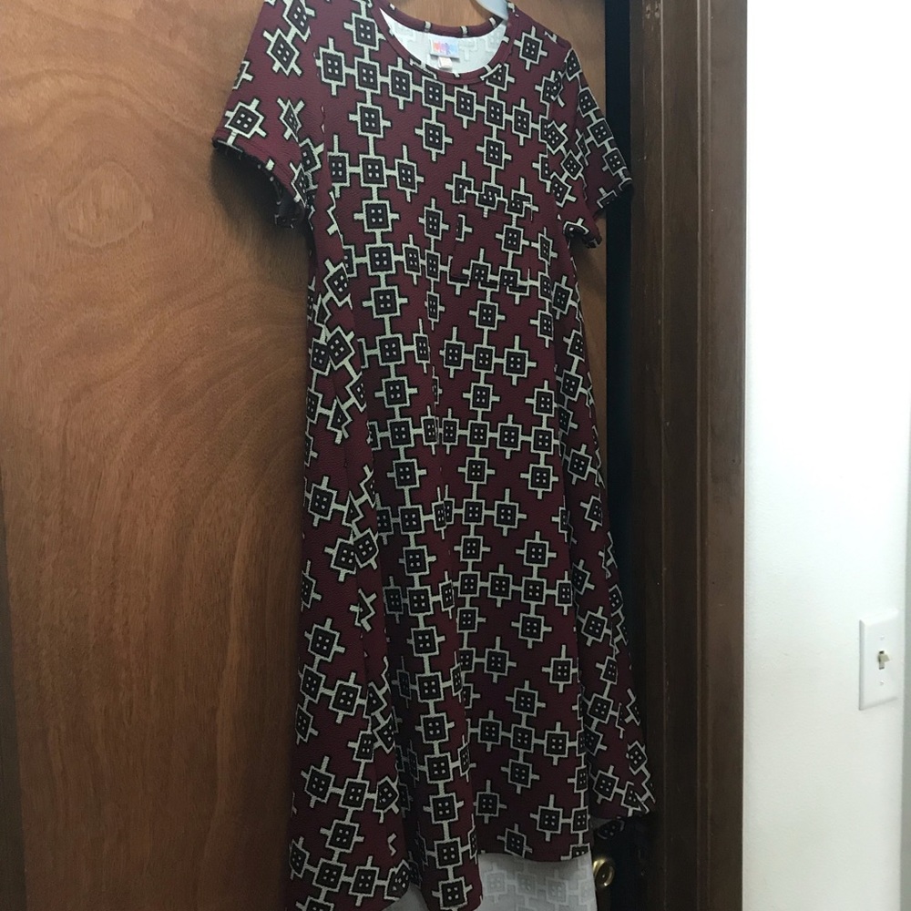 LuLaRoe Carly